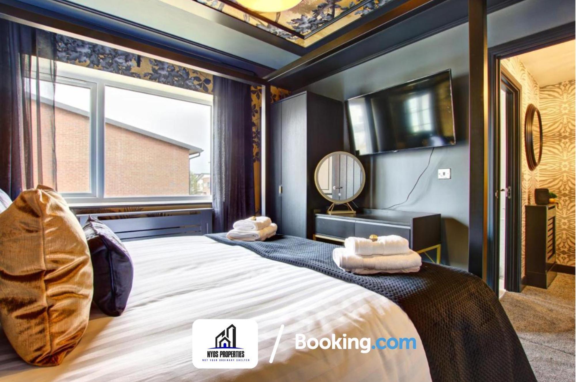 3 Bedroom Home By Nyos Properties Short Lets & Serviced Accommodation Manchester With Garden Екстер'єр фото